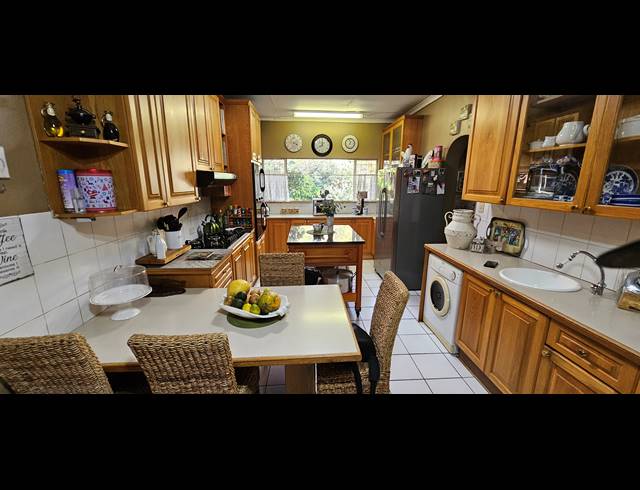 4 BEDROOM FREESTANDING FOR SALE IN WELGELEGEN